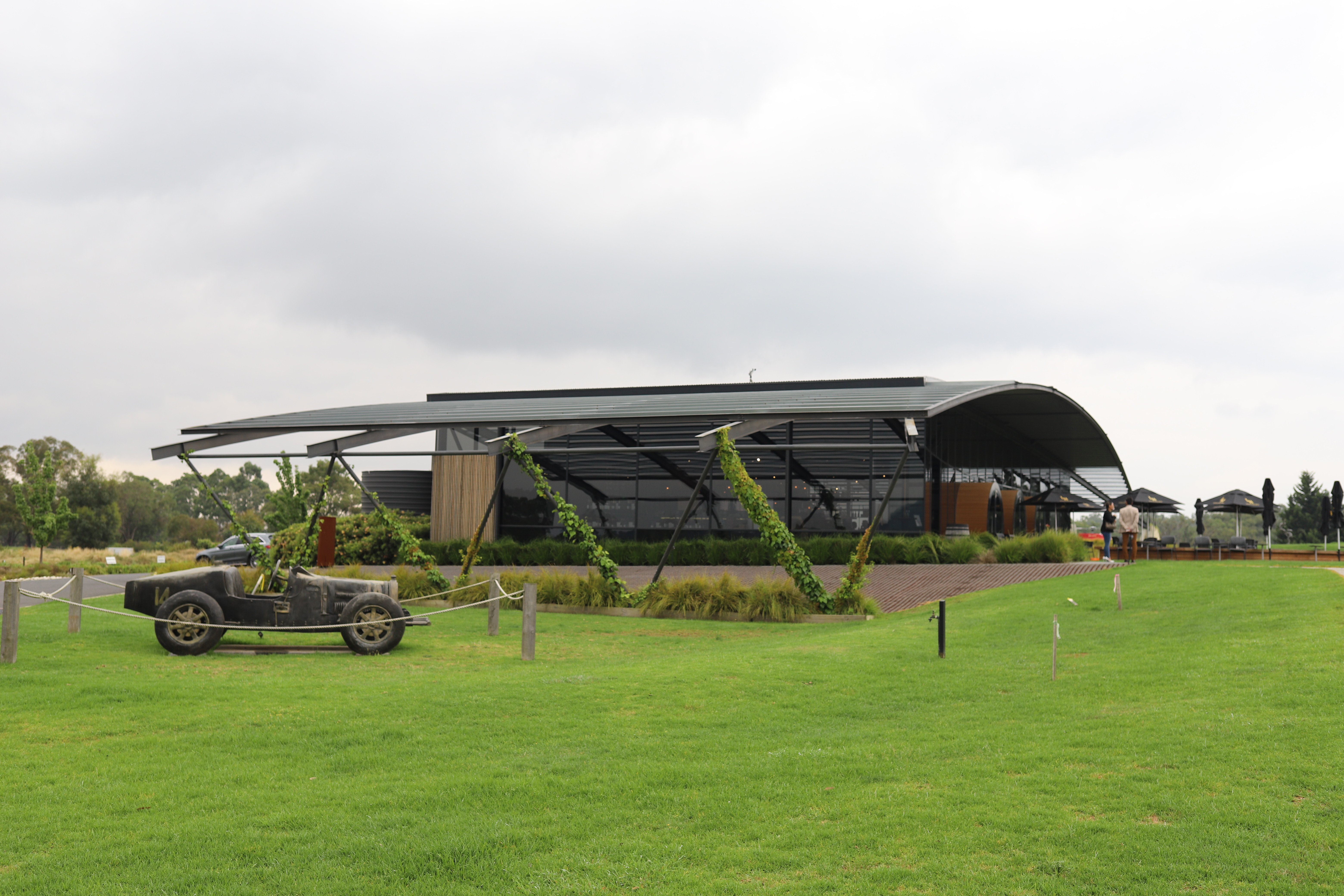 Producer : Levantine Hill Australia